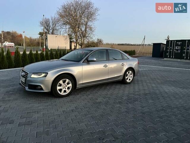 Ауди А4 2008 в Голованевске на Automoto.ua Серый Ауди А4, объемом двигателя 1.8 л и пробегом 250 тыс. км за 8499 $, фото 1 на Automoto.ua
