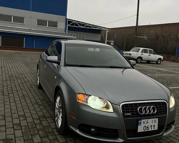 Серый Ауди А4, объемом двигателя 2 л и пробегом 235 тыс. км за 7000 $, фото 1 на Automoto.ua