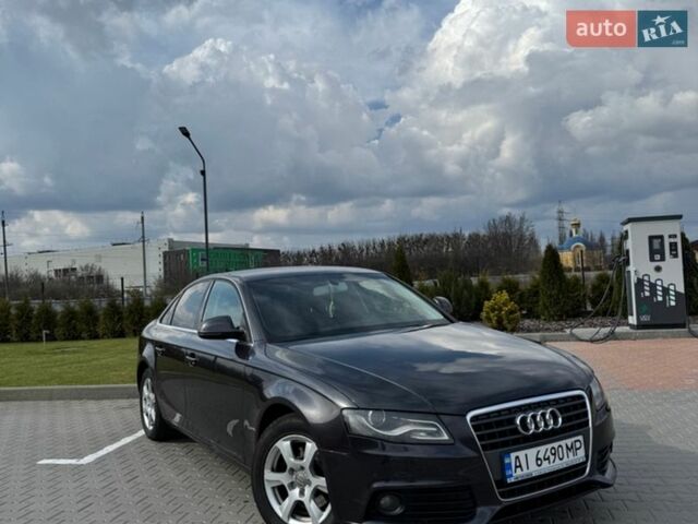 Серый Ауди А4, объемом двигателя 1.8 л и пробегом 270 тыс. км за 7899 $, фото 1 на Automoto.ua