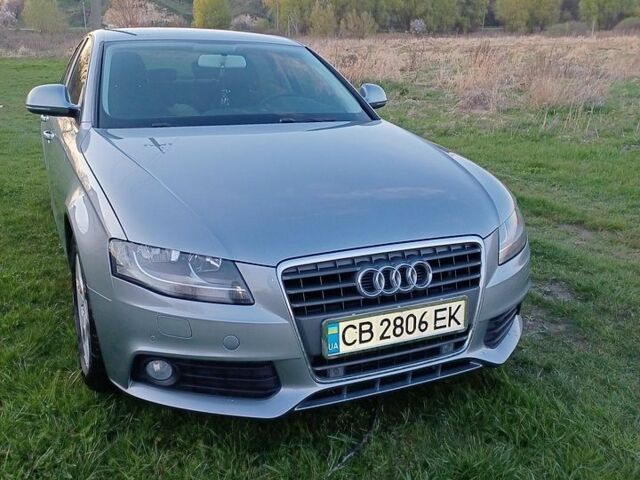 Сірий Ауді А4, об'ємом двигуна 1.8 л та пробігом 199 тис. км за 7400 $, фото 1 на Automoto.ua