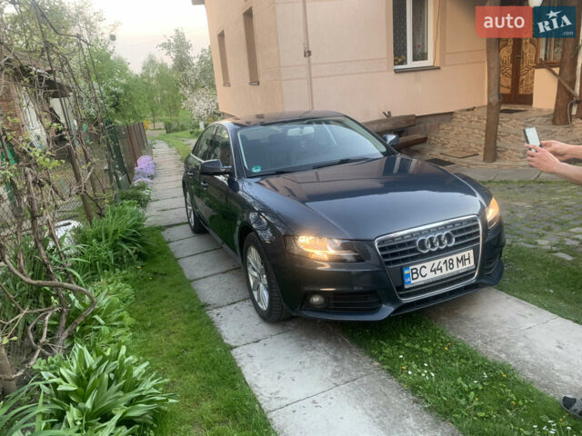 Сірий Ауді А4, об'ємом двигуна 1.8 л та пробігом 227 тис. км за 9500 $, фото 1 на Automoto.ua