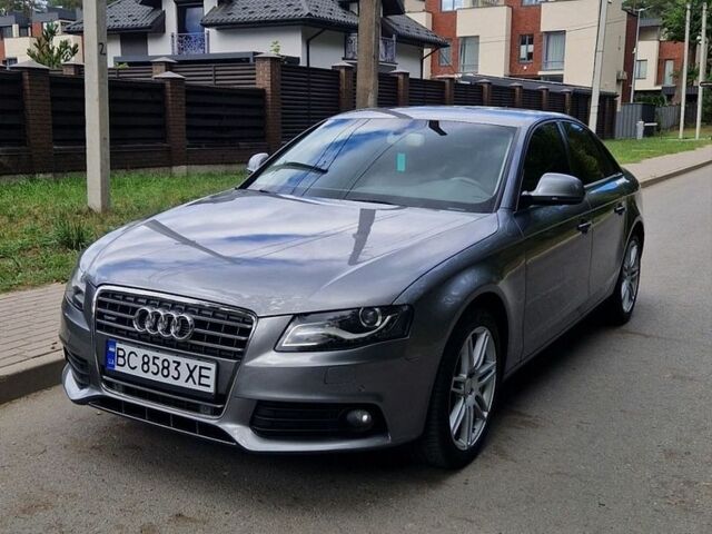Сірий Ауді А4, об'ємом двигуна 2 л та пробігом 209 тис. км за 10000 $, фото 1 на Automoto.ua
