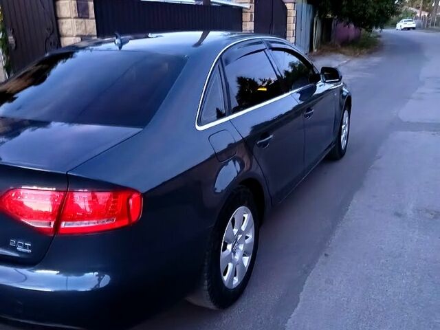 Серый Ауди А4, объемом двигателя 2 л и пробегом 233 тыс. км за 8200 $, фото 1 на Automoto.ua