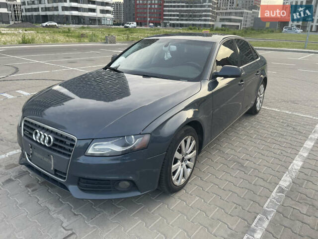 Ауди А4 2010 в Киеве на Automoto.ua Серый Ауди А4, объемом двигателя 1.98 л и пробегом 300 тыс. км за 8300 $, фото 1 на Automoto.ua