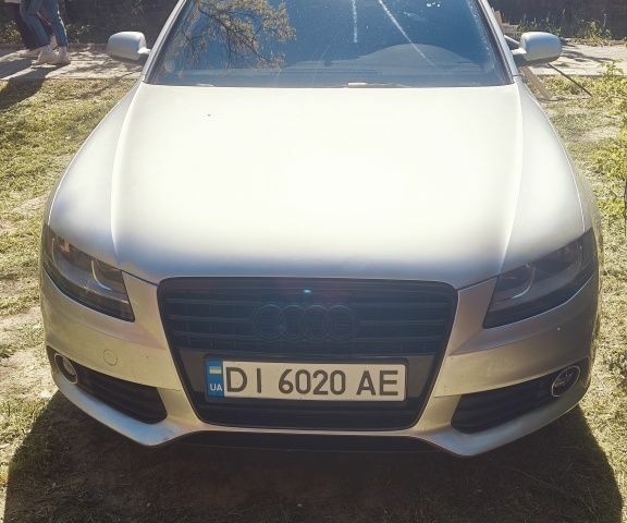 Серый Ауди А4, объемом двигателя 2 л и пробегом 227 тыс. км за 7900 $, фото 1 на Automoto.ua
