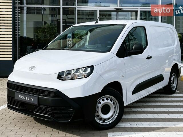 Сірий Ауді А4, об'ємом двигуна 1.8 л та пробігом 242 тис. км за 9300 $, фото 1 на Automoto.ua