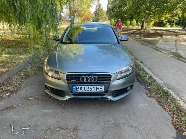 Серый Ауди А4, объемом двигателя 2 л и пробегом 250 тыс. км за 7989 $, фото 1 на Automoto.ua