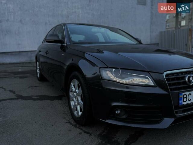 Сірий Ауді А4, об'ємом двигуна 1.8 л та пробігом 224 тис. км за 11000 $, фото 1 на Automoto.ua