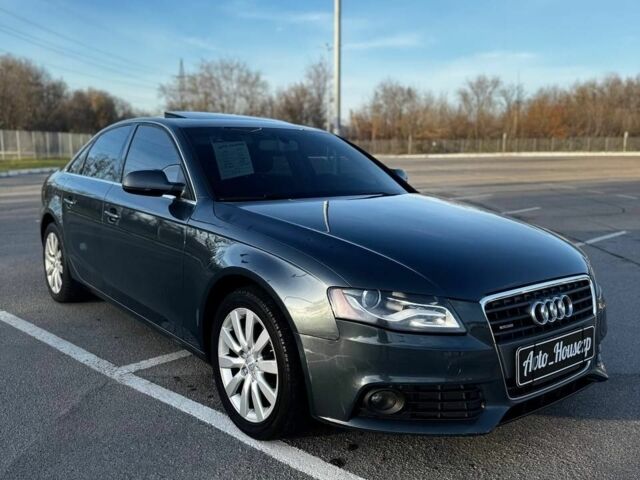 Серый Ауди А4, объемом двигателя 0 л и пробегом 208 тыс. км за 9500 $, фото 1 на Automoto.ua