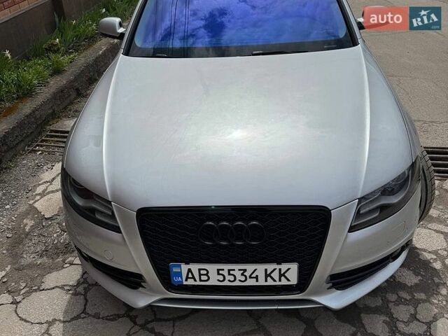 Серый Ауди А4, объемом двигателя 2 л и пробегом 50 тыс. км за 12500 $, фото 1 на Automoto.ua