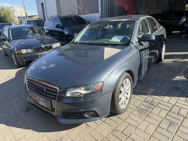 Сірий Ауді А4, об'ємом двигуна 2 л та пробігом 170 тис. км за 9834 $, фото 1 на Automoto.ua