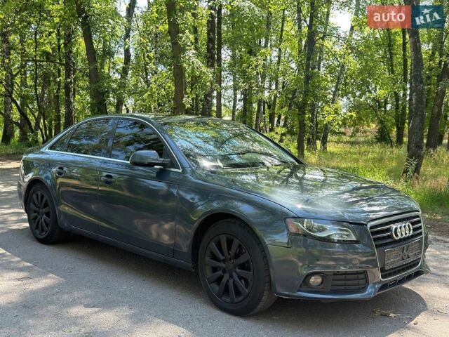 Сірий Ауді А4, об'ємом двигуна 1.98 л та пробігом 196 тис. км за 7450 $, фото 1 на Automoto.ua