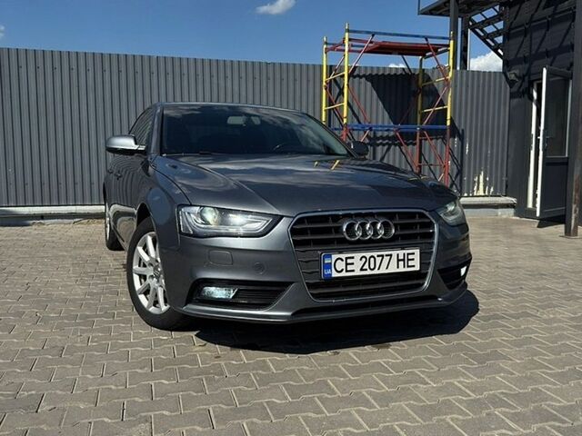Сірий Ауді А4, об'ємом двигуна 2 л та пробігом 260 тис. км за 13500 $, фото 1 на Automoto.ua