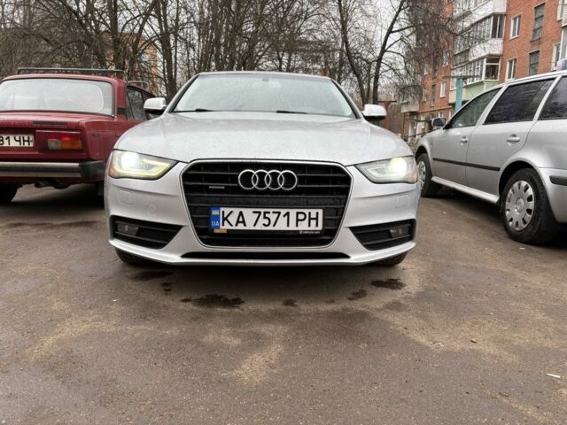 Сірий Ауді А4, об'ємом двигуна 2 л та пробігом 181 тис. км за 12000 $, фото 1 на Automoto.ua