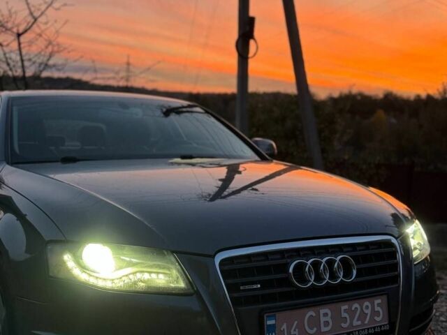 Серый Ауди А4, объемом двигателя 2 л и пробегом 249 тыс. км за 10000 $, фото 1 на Automoto.ua