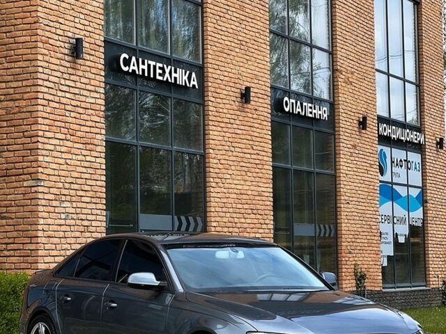 Серый Ауди А4, объемом двигателя 1.98 л и пробегом 130 тыс. км за 12500 $, фото 1 на Automoto.ua