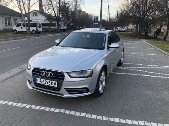 Сірий Ауді А4, об'ємом двигуна 2 л та пробігом 224 тис. км за 10200 $, фото 1 на Automoto.ua