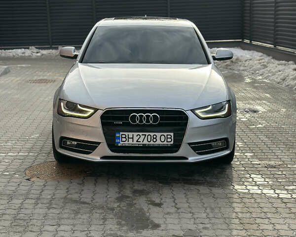 Сірий Ауді А4, об'ємом двигуна 2 л та пробігом 223 тис. км за 11500 $, фото 1 на Automoto.ua