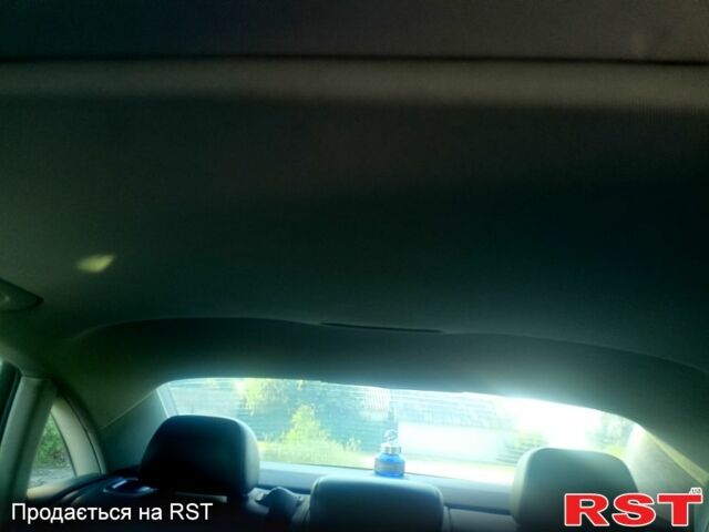 Серый Ауди А4, объемом двигателя 2 л и пробегом 282 тыс. км за 9500 $, фото 1 на Automoto.ua