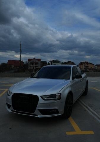 Сірий Ауді А4, об'ємом двигуна 1.98 л та пробігом 197 тис. км за 11500 $, фото 1 на Automoto.ua