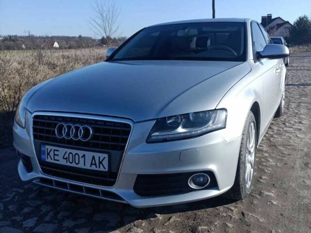 Сірий Ауді А4, об'ємом двигуна 2 л та пробігом 163 тис. км за 11500 $, фото 1 на Automoto.ua
