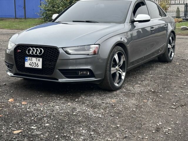 Серый Ауди А4, объемом двигателя 2 л и пробегом 341 тыс. км за 10000 $, фото 1 на Automoto.ua