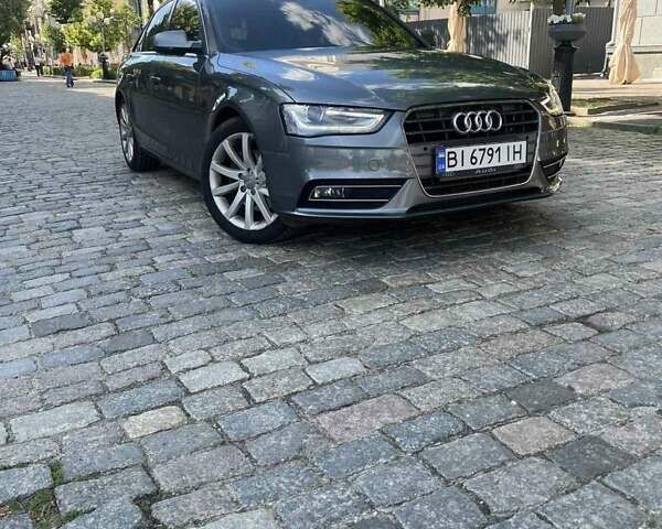 Сірий Ауді А4, об'ємом двигуна 1.98 л та пробігом 234 тис. км за 11800 $, фото 1 на Automoto.ua