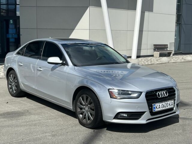 Сірий Ауді А4, об'ємом двигуна 2 л та пробігом 152 тис. км за 9300 $, фото 1 на Automoto.ua