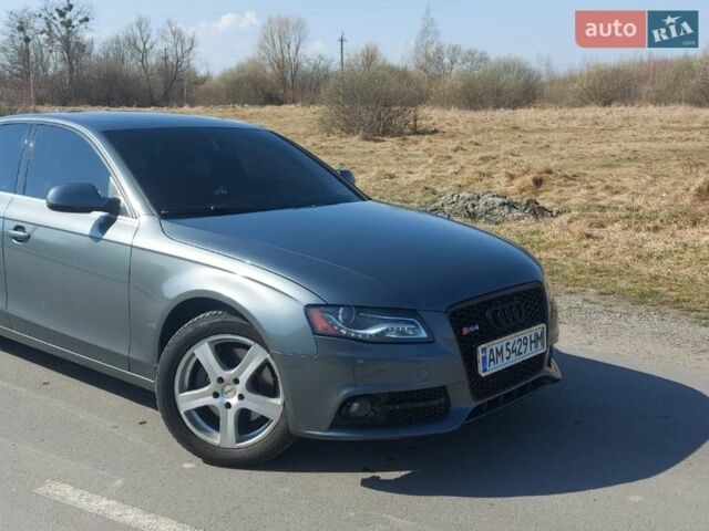 Серый Ауди А4, объемом двигателя 1.98 л и пробегом 255 тыс. км за 10000 $, фото 1 на Automoto.ua