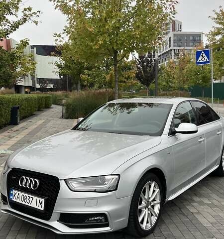 Ауди А4 2013 в Киеве на Automoto.ua Серый Ауди А4, объемом двигателя 1.98 л и пробегом 149 тыс. км за 12999 $, фото 1 на Automoto.ua