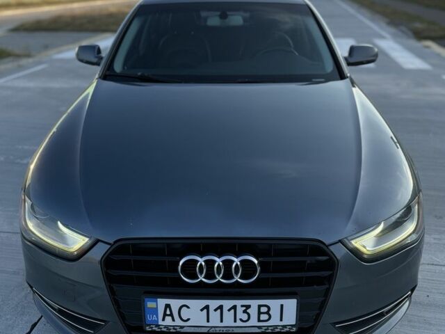 Серый Ауди А4, объемом двигателя 2 л и пробегом 270 тыс. км за 8275 $, фото 1 на Automoto.ua