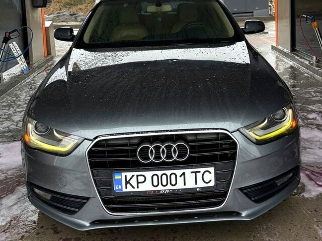 Серый Ауди А4, объемом двигателя 2 л и пробегом 165 тыс. км за 11000 $, фото 1 на Automoto.ua