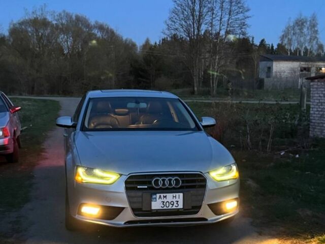Сірий Ауді А4, об'ємом двигуна 2 л та пробігом 298 тис. км за 10998 $, фото 1 на Automoto.ua