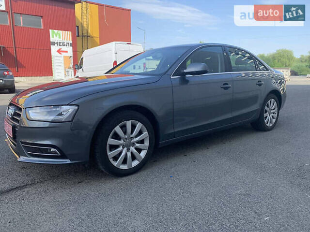 Серый Ауди А4, объемом двигателя 1.98 л и пробегом 186 тыс. км за 12600 $, фото 1 на Automoto.ua