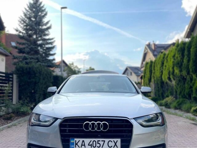 Сірий Ауді А4, об'ємом двигуна 2 л та пробігом 148 тис. км за 12500 $, фото 1 на Automoto.ua