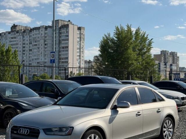 Серый Ауди А4, объемом двигателя 2 л и пробегом 266 тыс. км за 8600 $, фото 1 на Automoto.ua