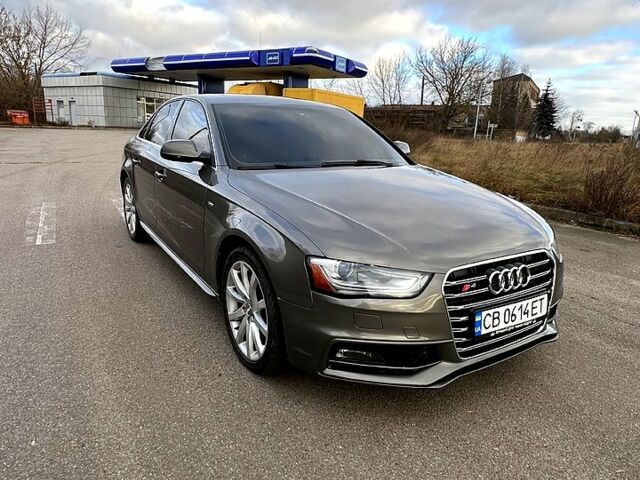 Сірий Ауді А4, об'ємом двигуна 2 л та пробігом 250 тис. км за 10300 $, фото 1 на Automoto.ua