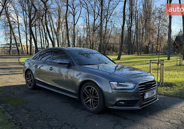 Сірий Ауді А4, об'ємом двигуна 1.98 л та пробігом 208 тис. км за 12000 $, фото 1 на Automoto.ua