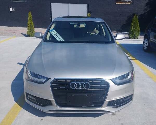 Ауди А4 2013 в Киеве на Automoto.ua Серый Ауди А4, объемом двигателя 1.98 л и пробегом 147 тыс. км за 13500 $, фото 1 на Automoto.ua