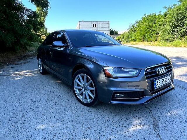 Сірий Ауді А4, об'ємом двигуна 2 л та пробігом 195 тис. км за 11200 $, фото 1 на Automoto.ua