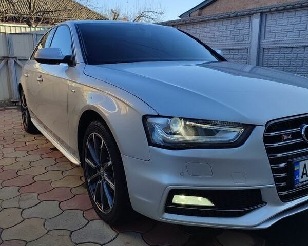 Серый Ауди А4, объемом двигателя 1.98 л и пробегом 290 тыс. км за 11500 $, фото 1 на Automoto.ua