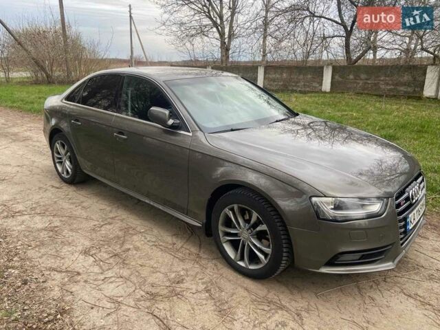 Серый Ауди А4, объемом двигателя 1.8 л и пробегом 244 тыс. км за 9950 $, фото 1 на Automoto.ua