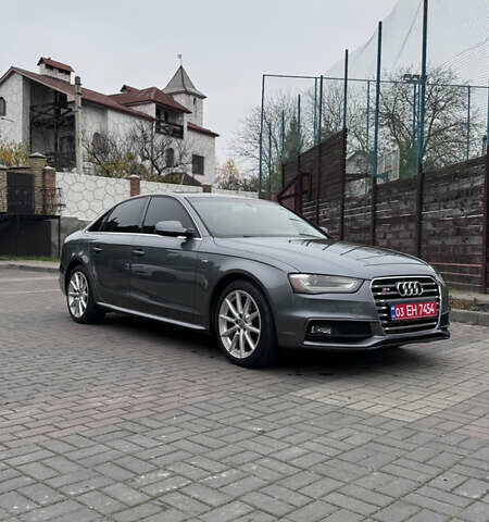 Сірий Ауді А4, об'ємом двигуна 2 л та пробігом 231 тис. км за 12400 $, фото 1 на Automoto.ua