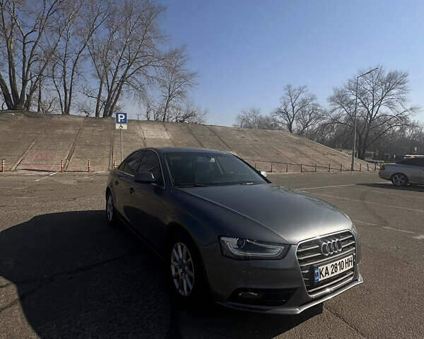 Серый Ауди А4, объемом двигателя 1.8 л и пробегом 155 тыс. км за 14600 $, фото 1 на Automoto.ua