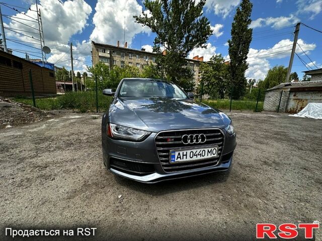 Серый Ауди А4, объемом двигателя 2 л и пробегом 215 тыс. км за 14300 $, фото 1 на Automoto.ua