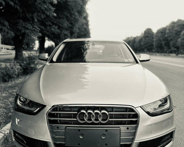 Сірий Ауді А4, об'ємом двигуна 0 л та пробігом 200 тис. км за 13700 $, фото 1 на Automoto.ua