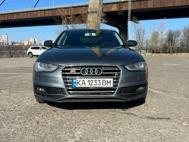 Сірий Ауді А4, об'ємом двигуна 1.98 л та пробігом 207 тис. км за 12300 $, фото 1 на Automoto.ua
