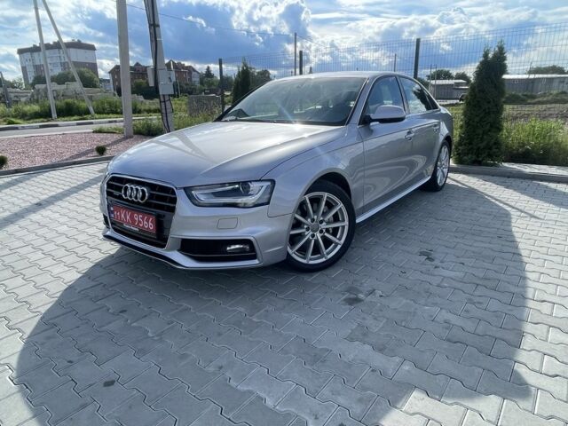 Сірий Ауді А4, об'ємом двигуна 2 л та пробігом 244 тис. км за 11300 $, фото 1 на Automoto.ua