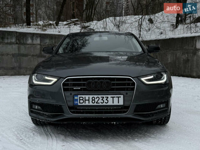 Серый Ауди А4, объемом двигателя 2 л и пробегом 186 тыс. км за 11800 $, фото 1 на Automoto.ua