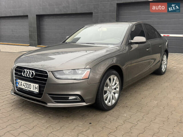 Серый Ауди А4, объемом двигателя 1.98 л и пробегом 203 тыс. км за 9999 $, фото 1 на Automoto.ua